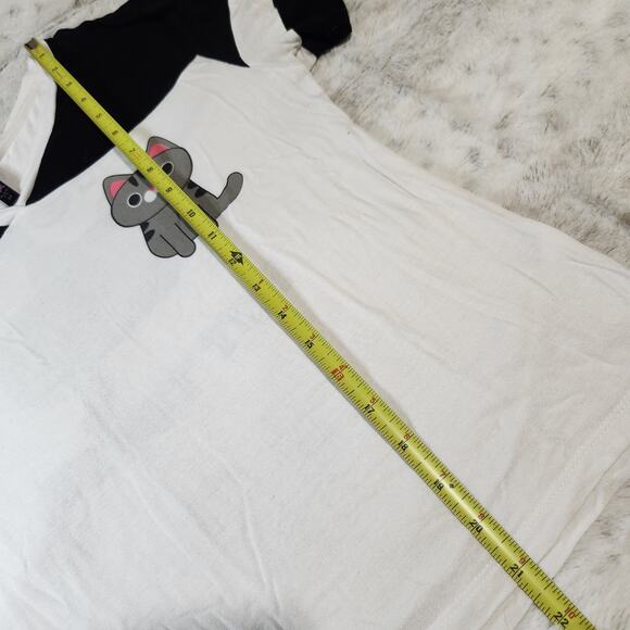 Electric Pink Black and White Graphic V Neck Cute Kitty Nope Not Today Top - M - Picture 6 of 7